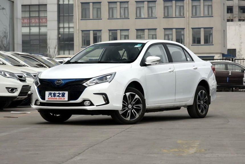 Чем примечателен новый электрический седан BYD Qin EV300?