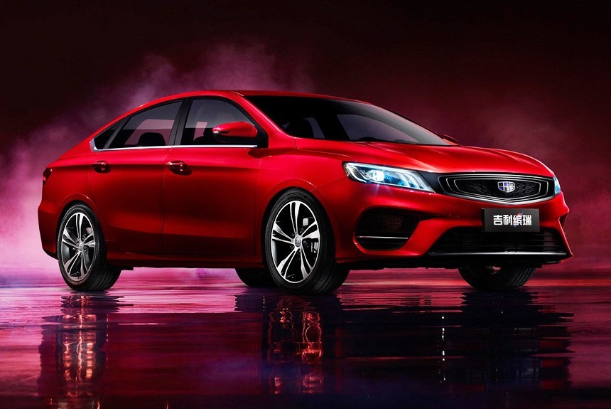 Появились официальные кадры седана Geely Emgrand SL Появились официальные кадры седана Geely Emgrand SL