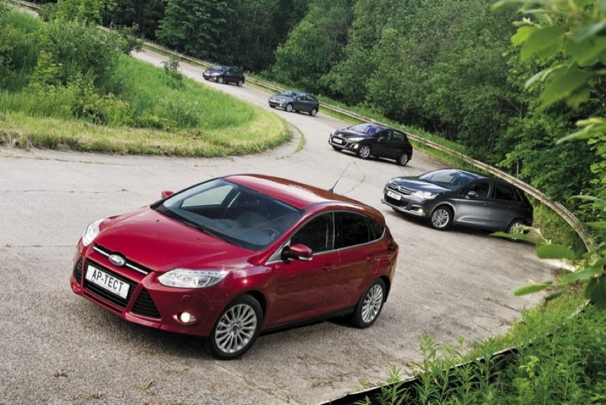 Что лучше — Citroen C4, Peugeot 308, Volkswagen Golf, Ford Focus или Toyota Auris?